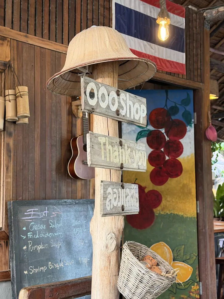 Si Sunthon, OOO Burger & Pizza map