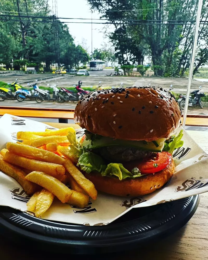 Surin, Millionaire Burgers точный адрес