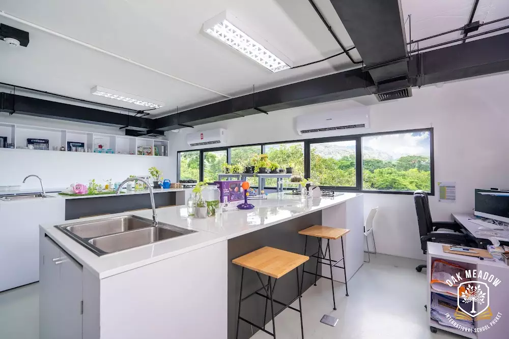 Chalong, Oak Meadow International School точный адрес