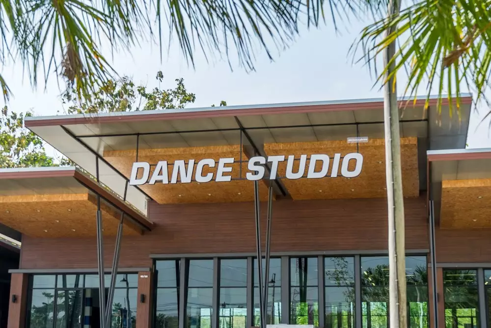 Chalong, Dance Studio PRO DANCE PHUKET explore