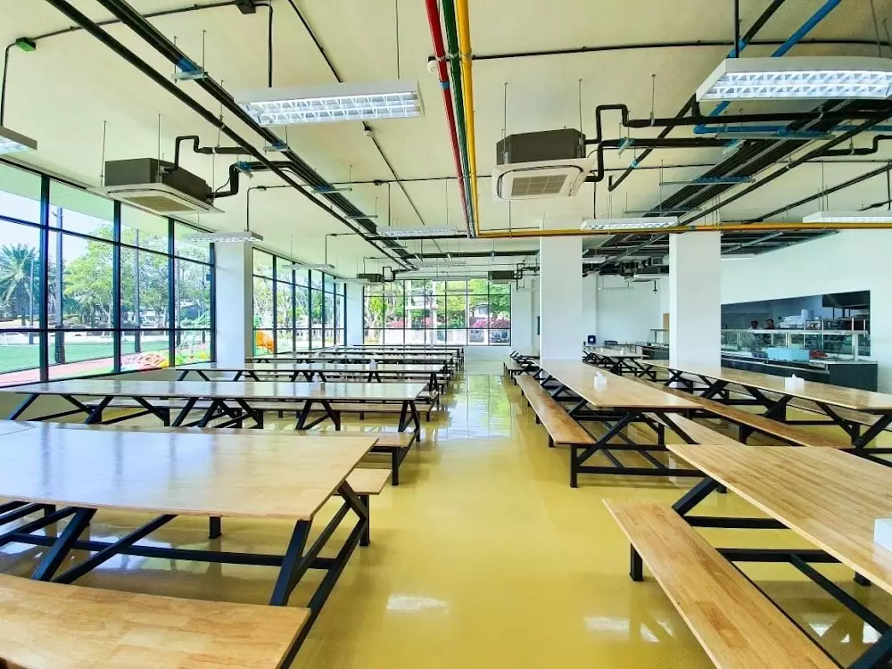 Chalong, Oak Meadow International School посетить