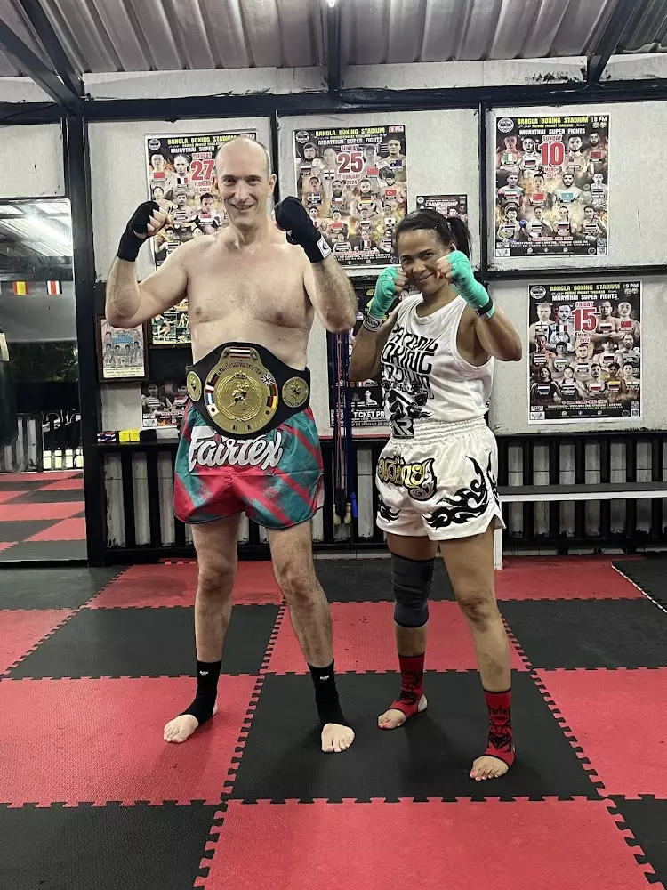 Patong, Chanrit Muay Thai Gym где находится