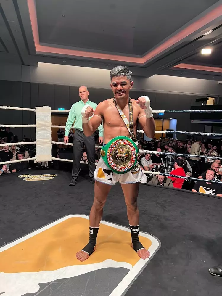 Bang Tao, Revolution Muay Thai Camp адрес
