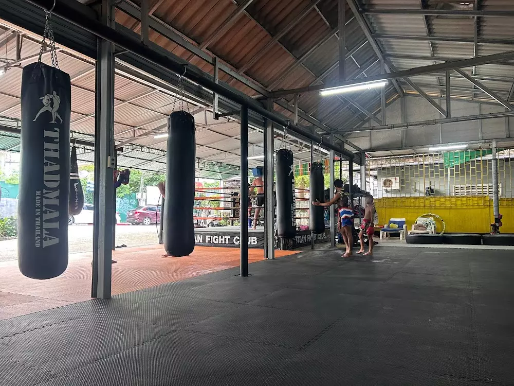 Patong, Titan Fight Club Muaythai Gym Patong найти