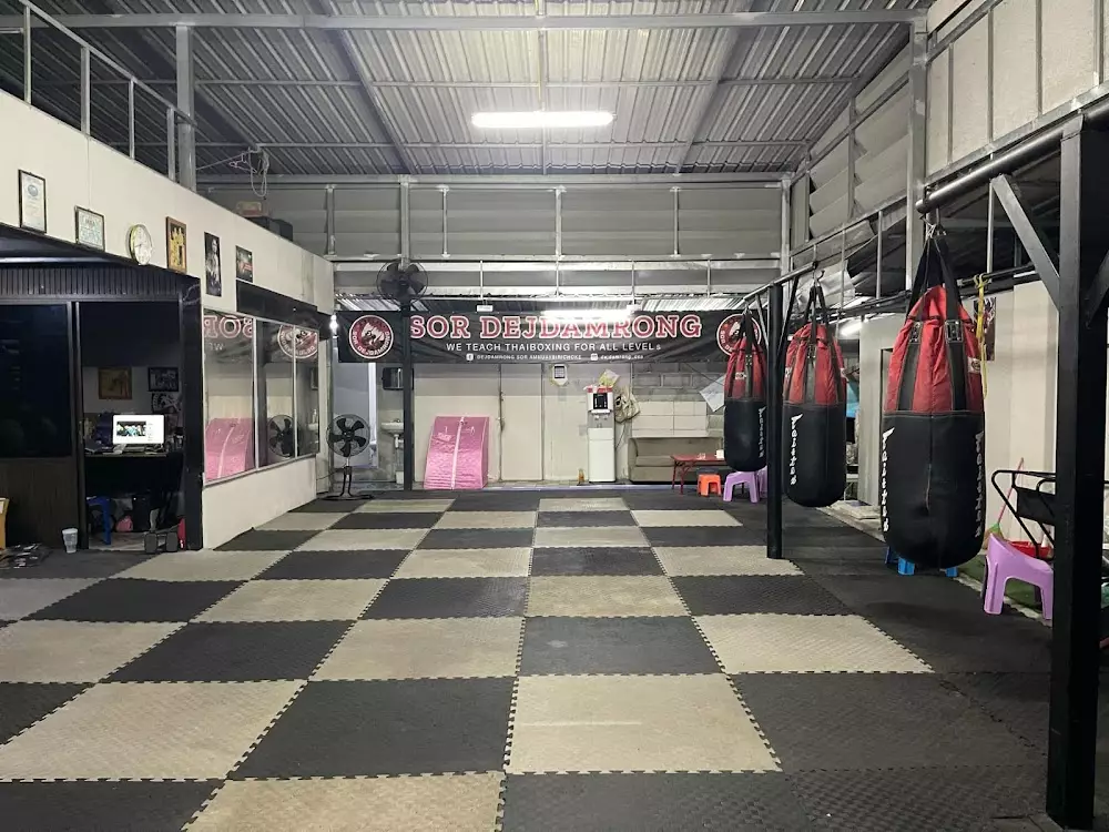 Kathu, Sor Dejdamrong Muay Thai как добраться