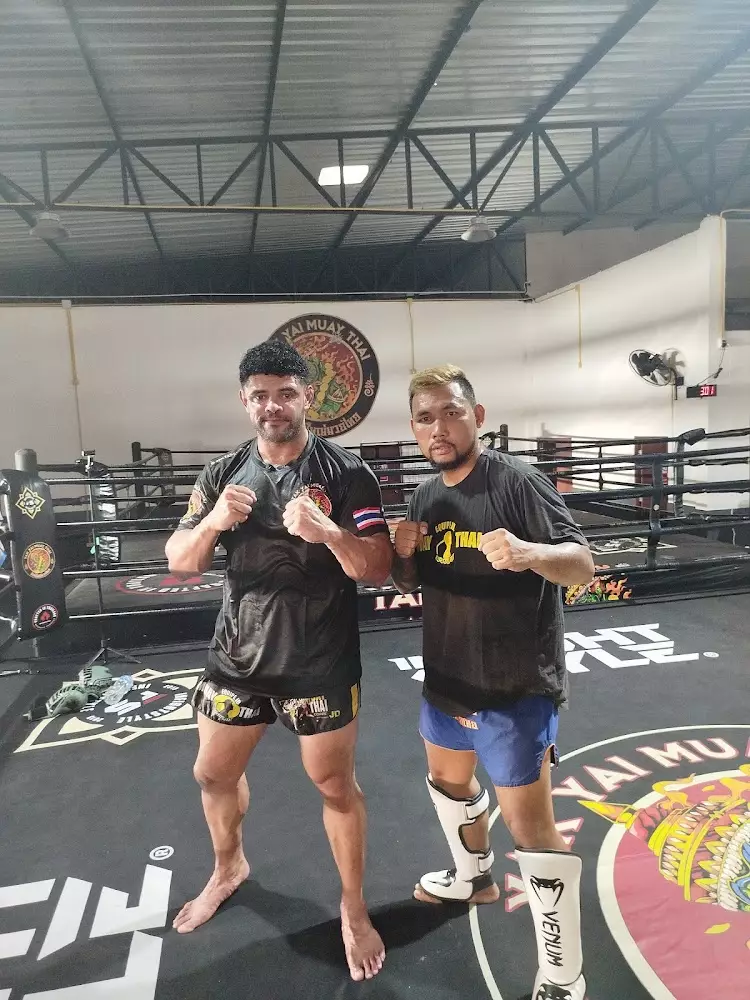 Chalong, Yak Yai Muay Thai как добраться