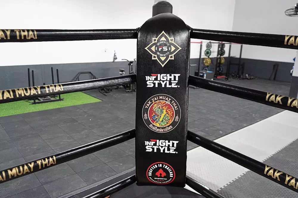 Chalong, Yak Yai Muay Thai добраться самостоятельно