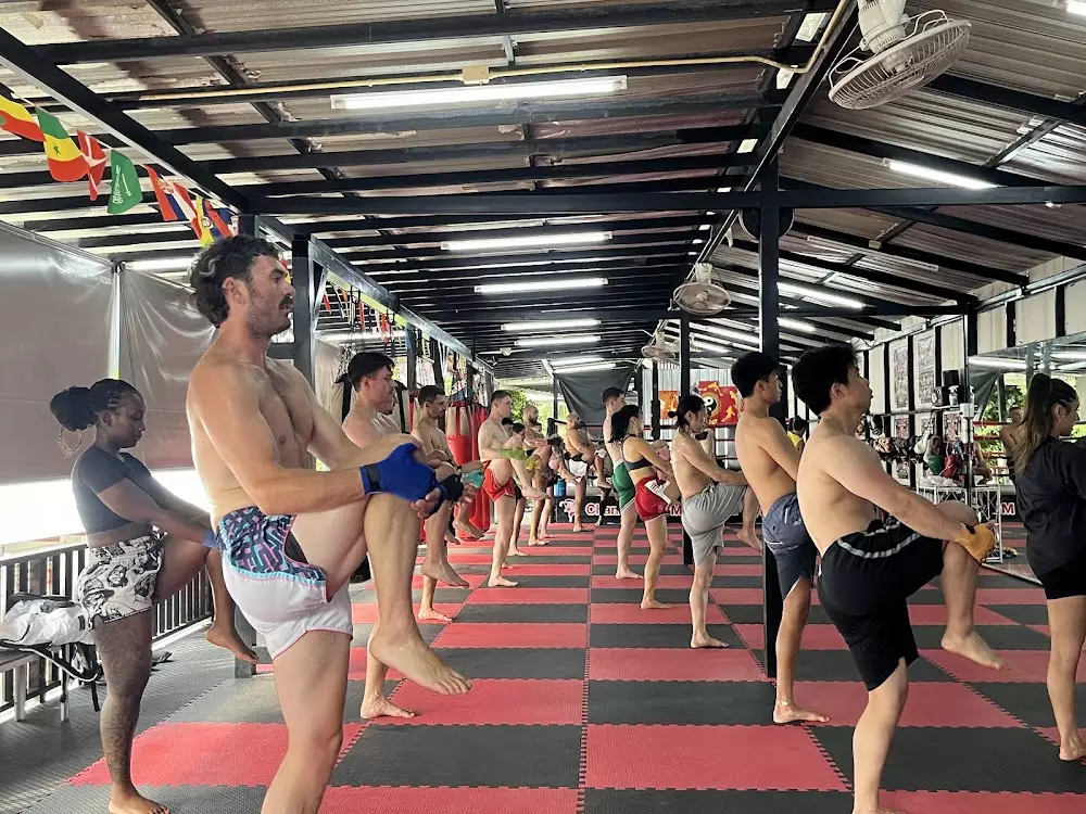 Patong, Chanrit Muay Thai Gym время работы