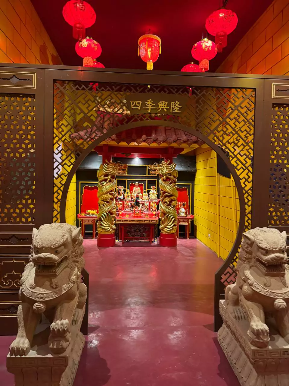 Кату, Fantastic Phuket время работы