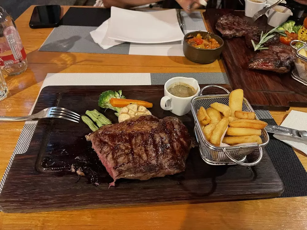 Rawai, La Cantina Steak House & Pizzeria сходить
