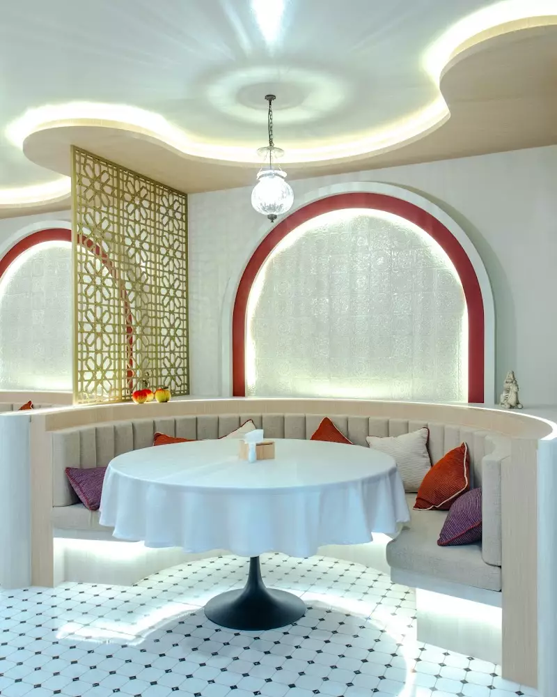 Chalong, AlmaAta Kazakhstan Restaurant how to reach