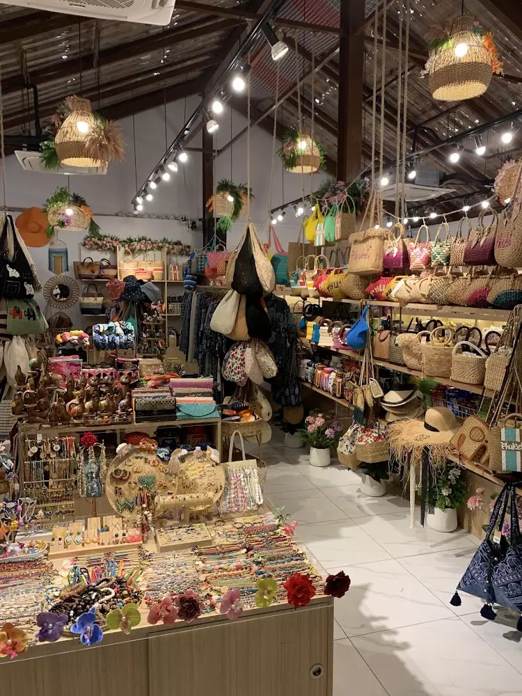 Phuket Town, Bigi Shop Phuket Old сходить