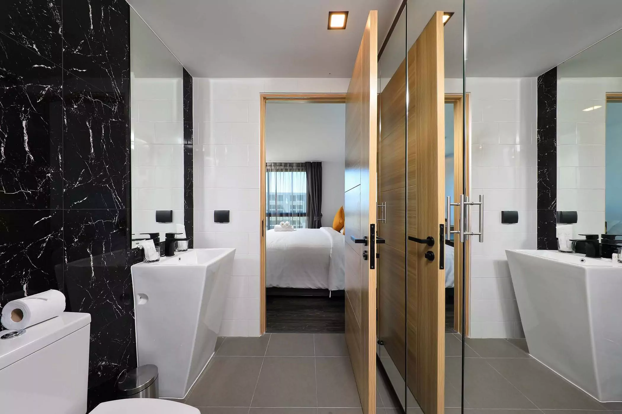 Nai Harn, Utopia Naiharn Serviced Residence exact address