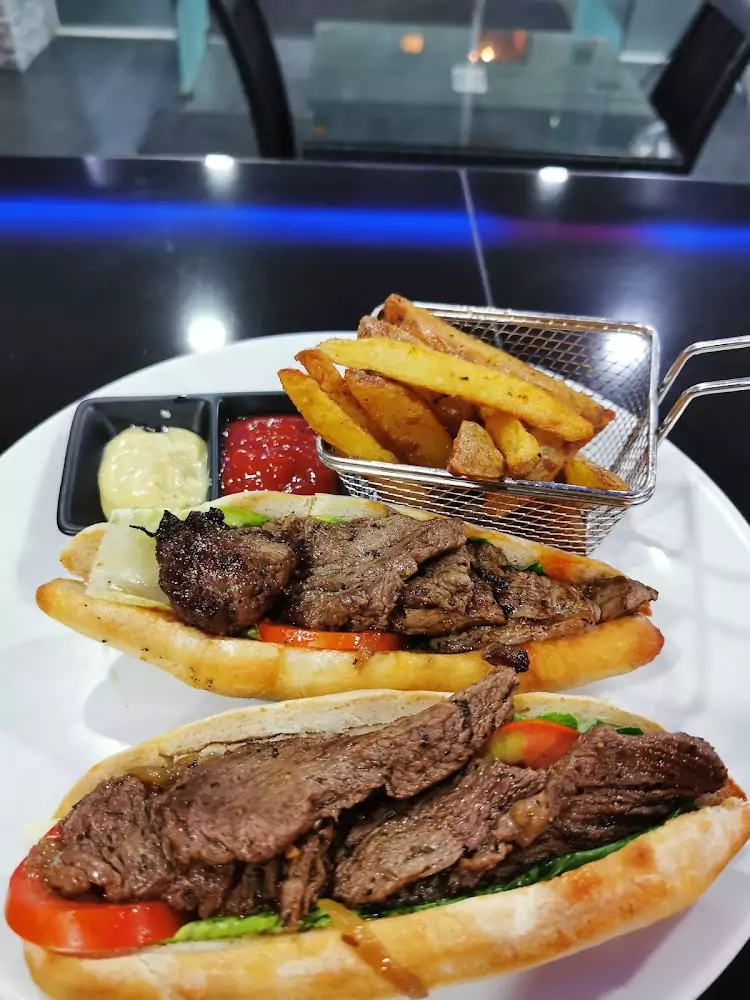 Патонг, Level Restaurant часы работы