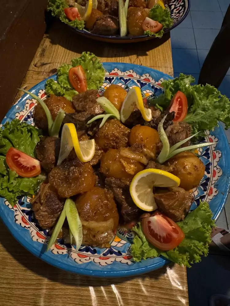 Патонг, Vostok Uzbek Restaurant найти