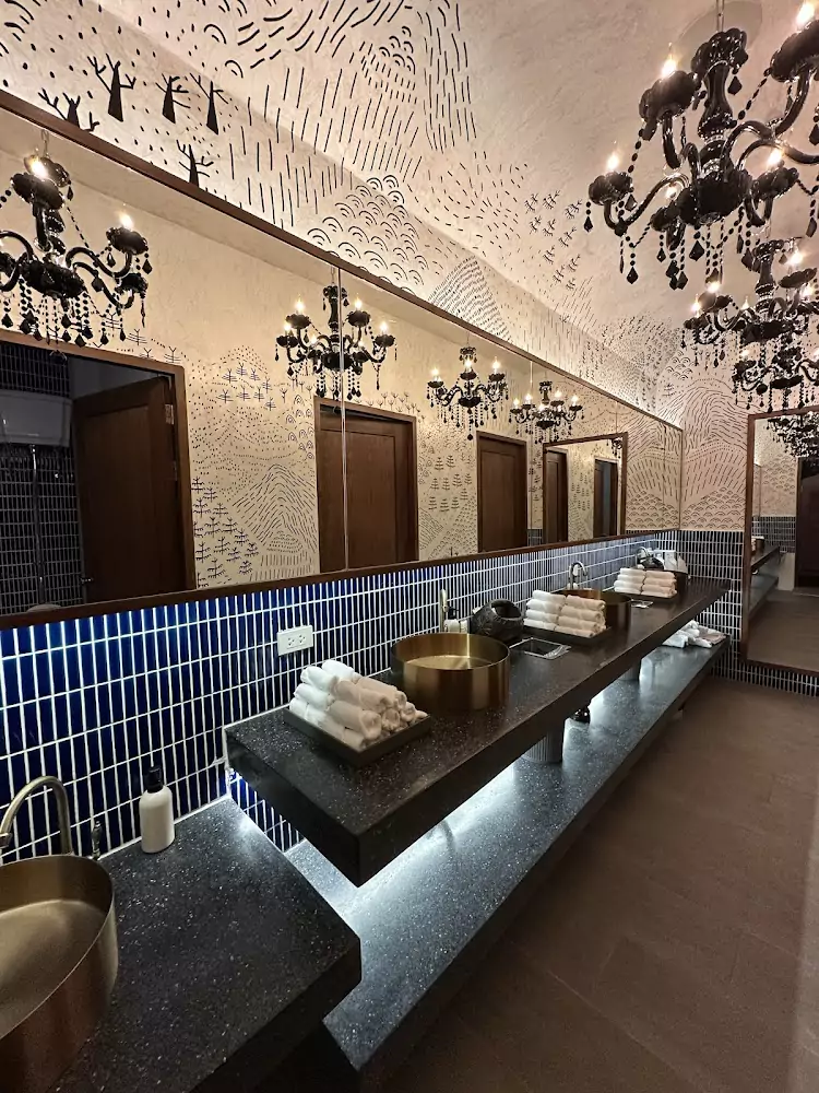 Bang Tao, ETNA restaurant opening hours
