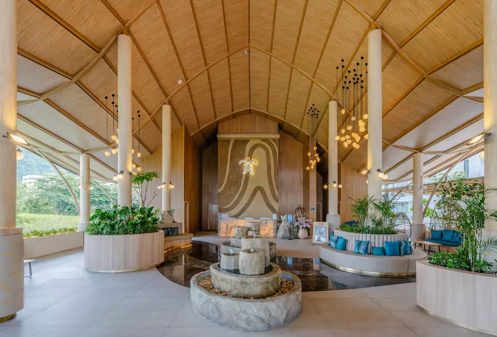 Карон, Phuket Emerald Beach Resort время работы