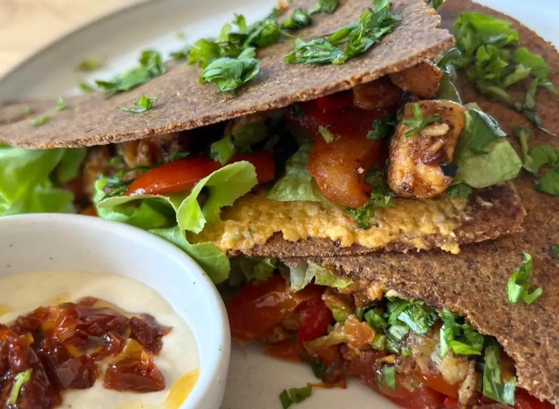 Банг Тао, EatWise Cafe посетить