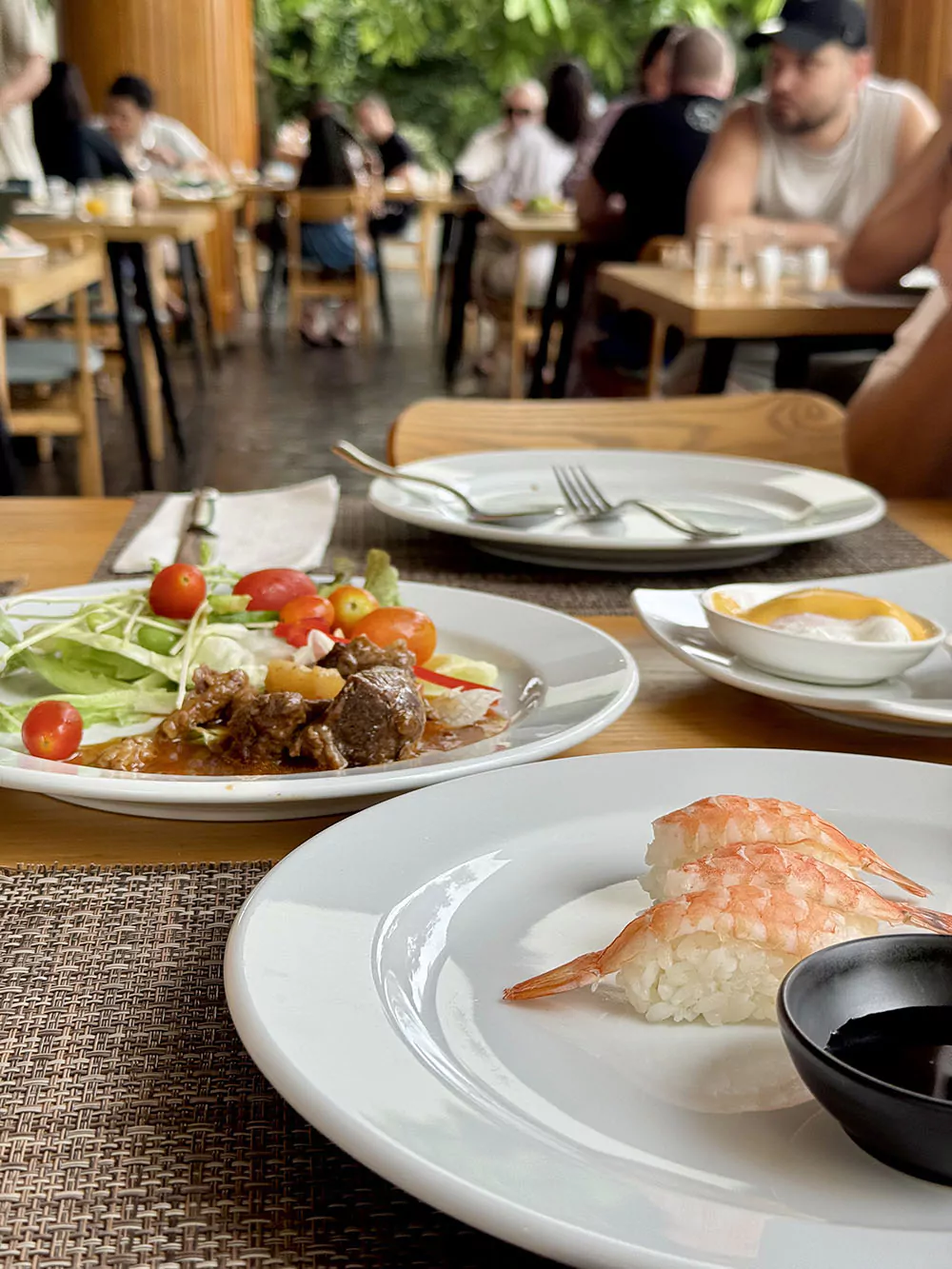 Карон, Отель Phuket Emerald Beach сходить