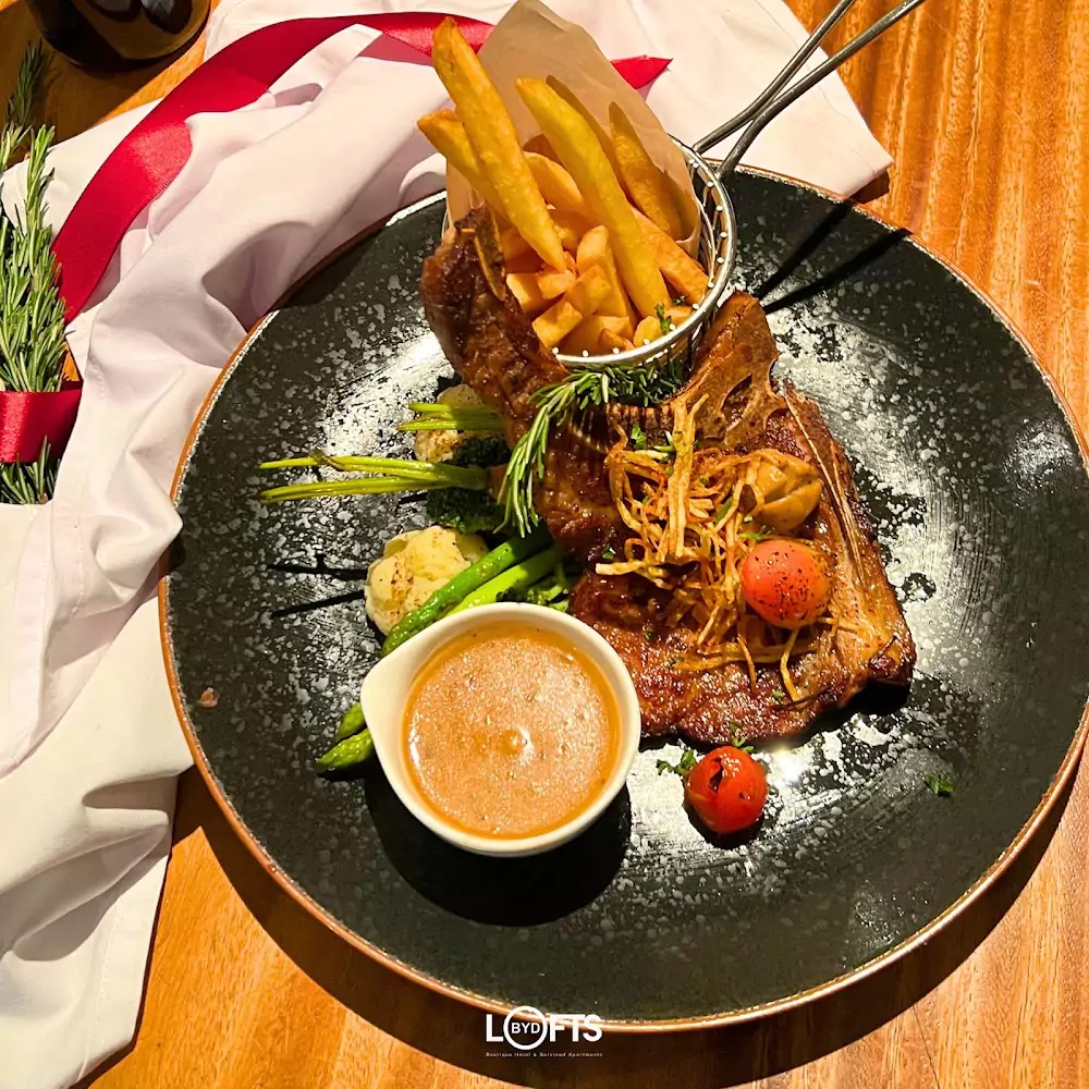 Patong, Brasserie C’est La Vie how to reach