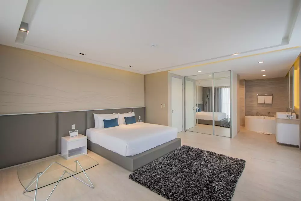 Bang Tao, Diamond Condominium Phuket find