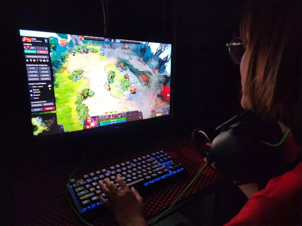 Раваи, Computer club Black Room часы работы