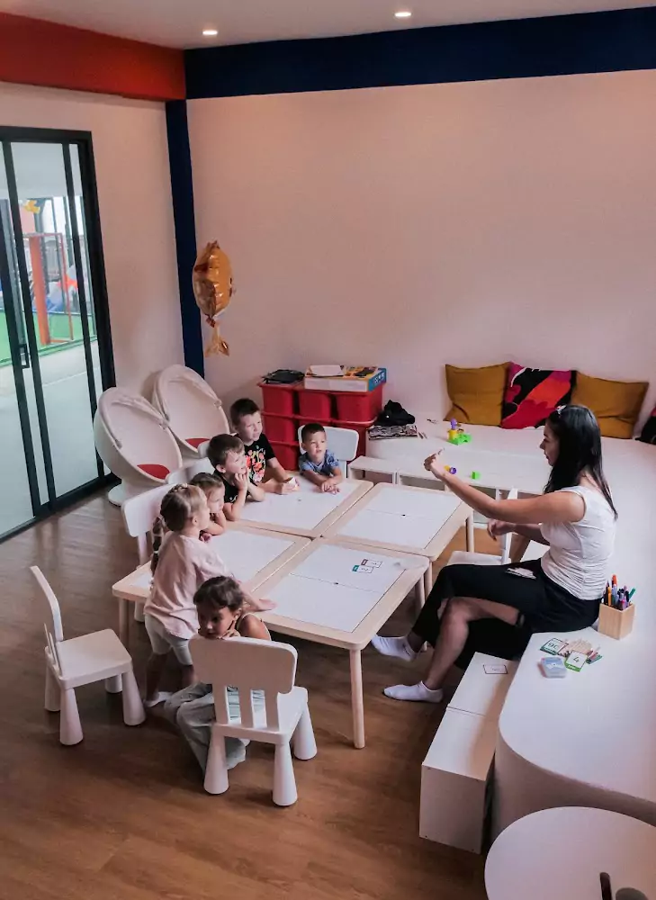 Банг Тао, Little Lions International Kindergarten точный адрес