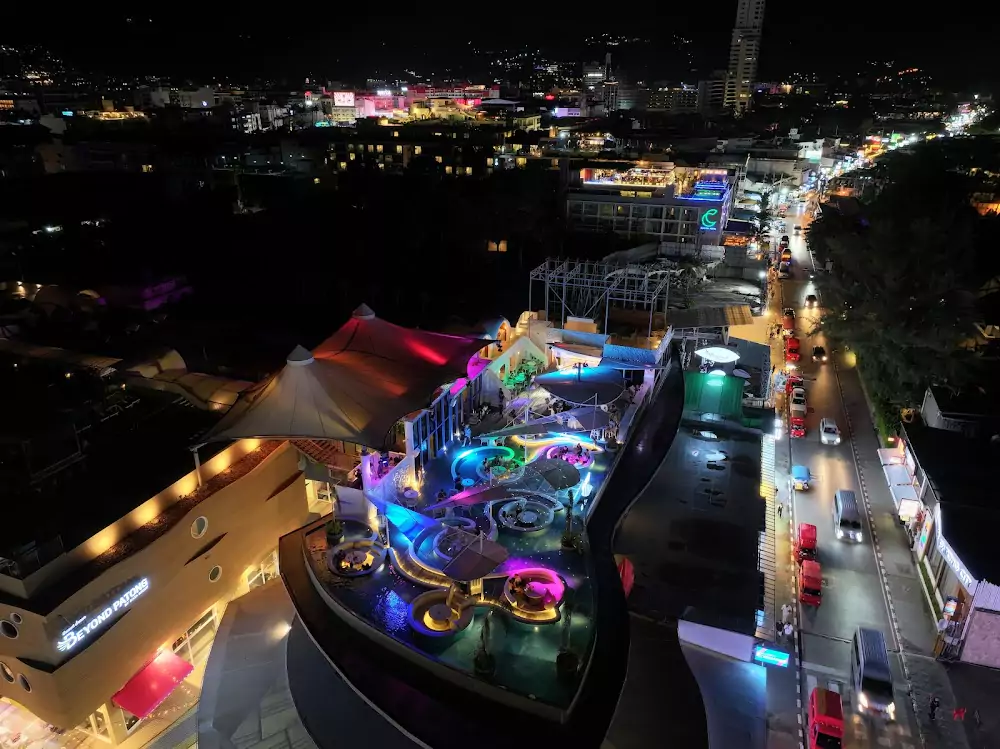 Патонг, FLYO Rooftop Beach Club Phuket маршрут