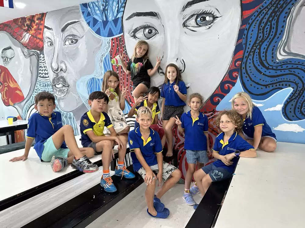 Раваи, Lighthouse Primary International School Phuket маршрут