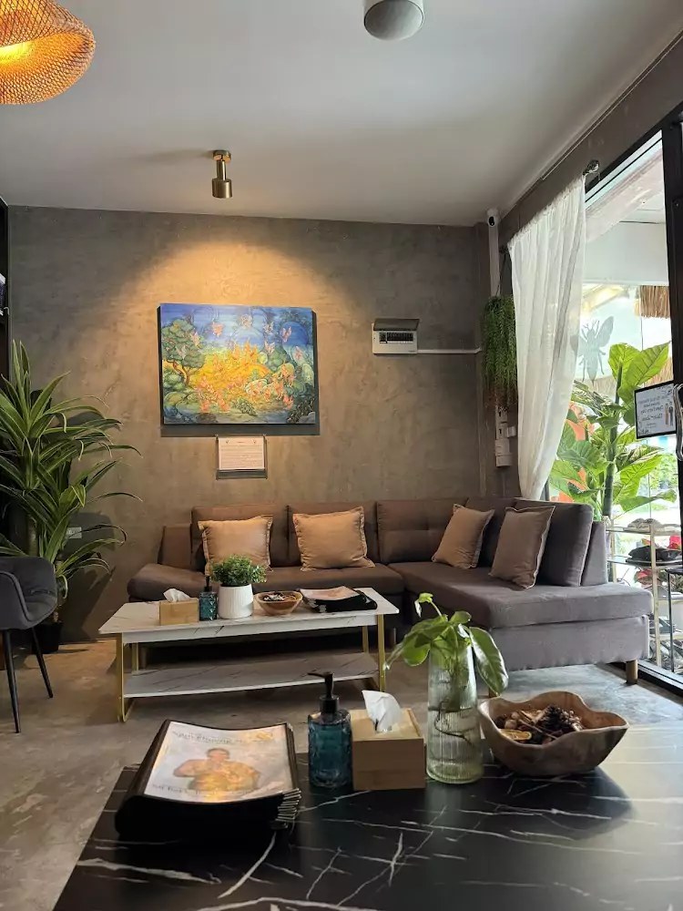 Раваи, Nam Phueng Massage время работы