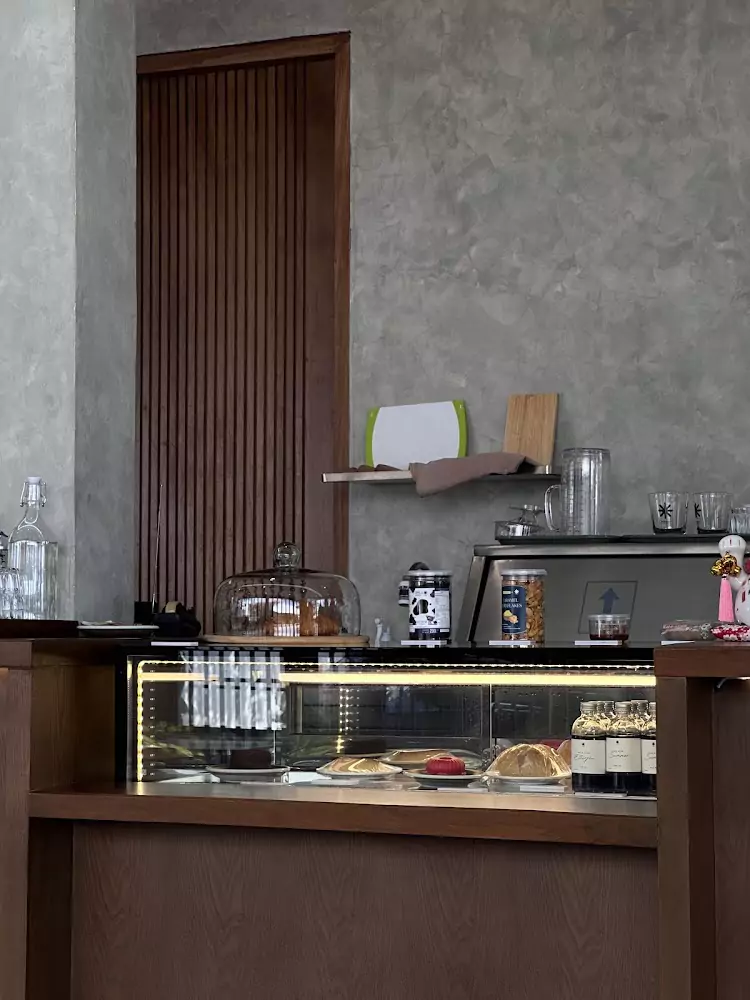 Chalong, Asterisk Espresso Chalong directions
