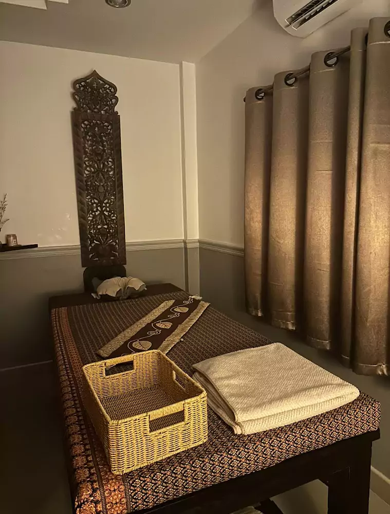 Раваи, Nam Phueng Massage время работы