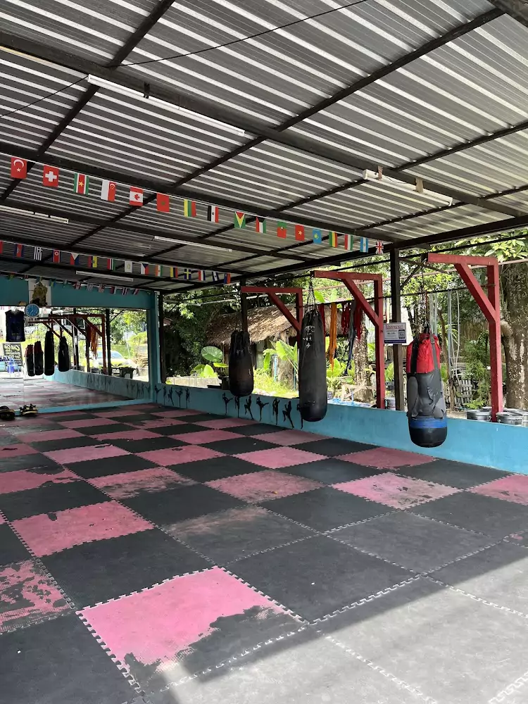 Банг Тао, Pasakthong Muay Thai часы работы