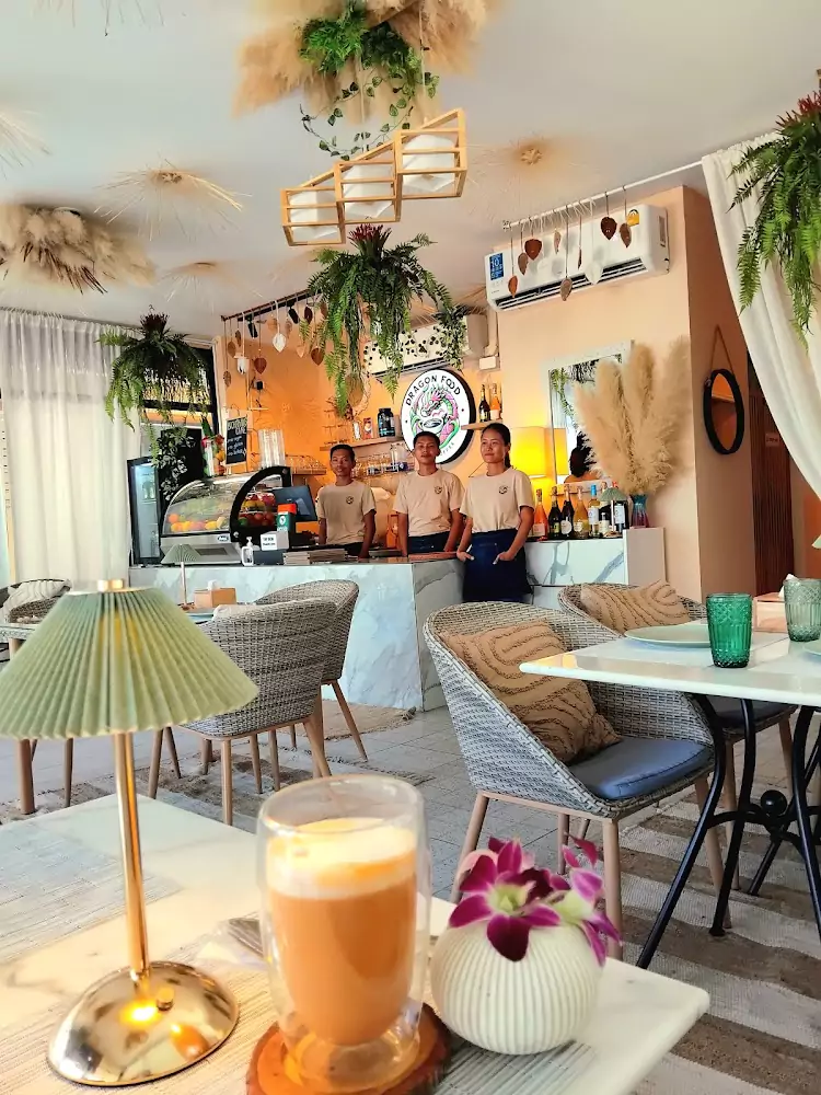 Bang Tao, DRAGON COFFEE find