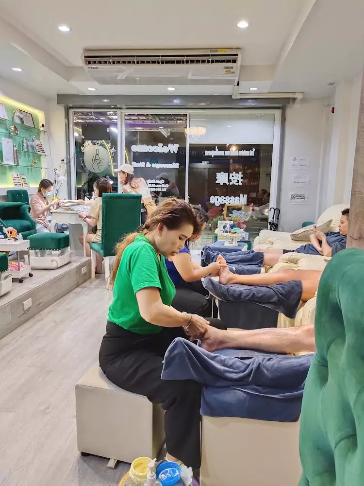 Пхукет таун, ROSE massage and nail сходить