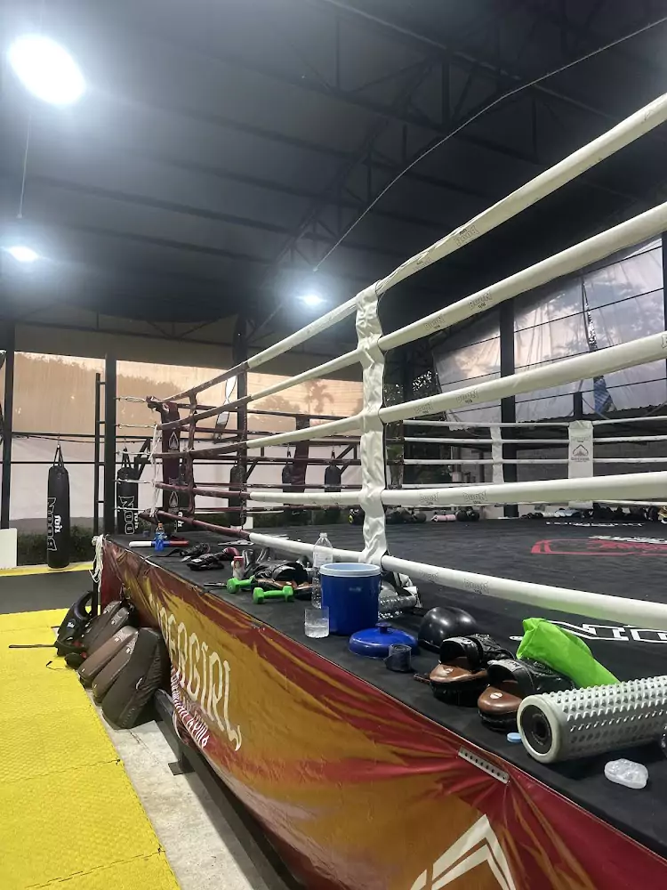 Банг Тао, Supergirl Jaroonsak Muaythai Gym часы работы