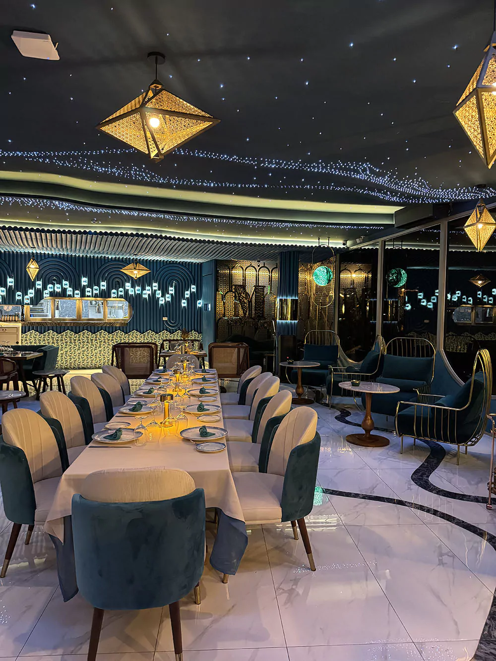 Kata, Moon Terrace Lounge working hours