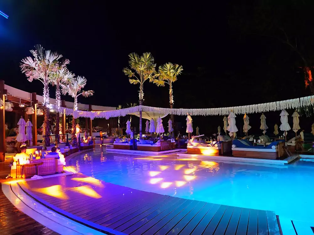 Патонг, Barra Cuda Beach Club Phuket сходить