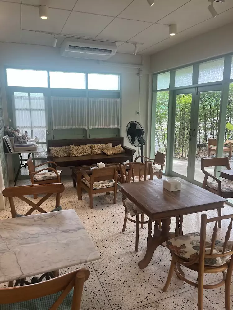 Rawai, Leikki Neighbourhood Cafe opening hours