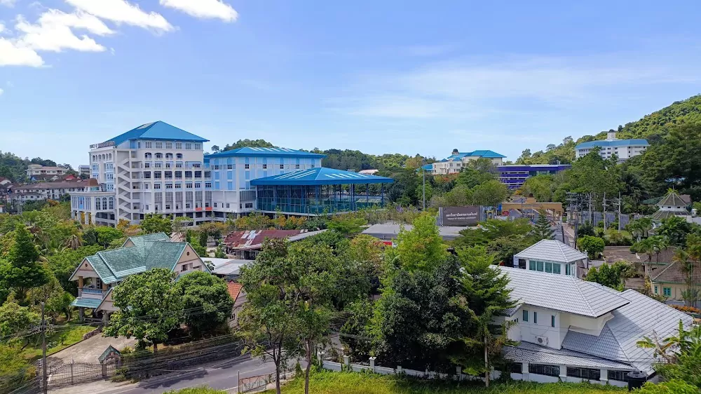 PIponKdskQUsP8Fro-AL9Te75LVA8hfc