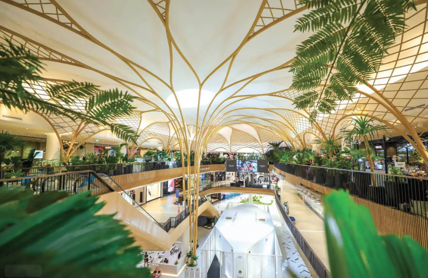 Пхукет таун, Central Phuket Floresta где находится
