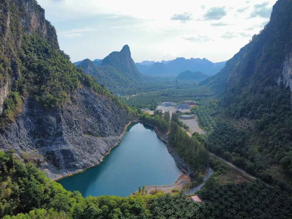 4K1hPmRaqSvlxWasgvIeIIJ91XsxduUe