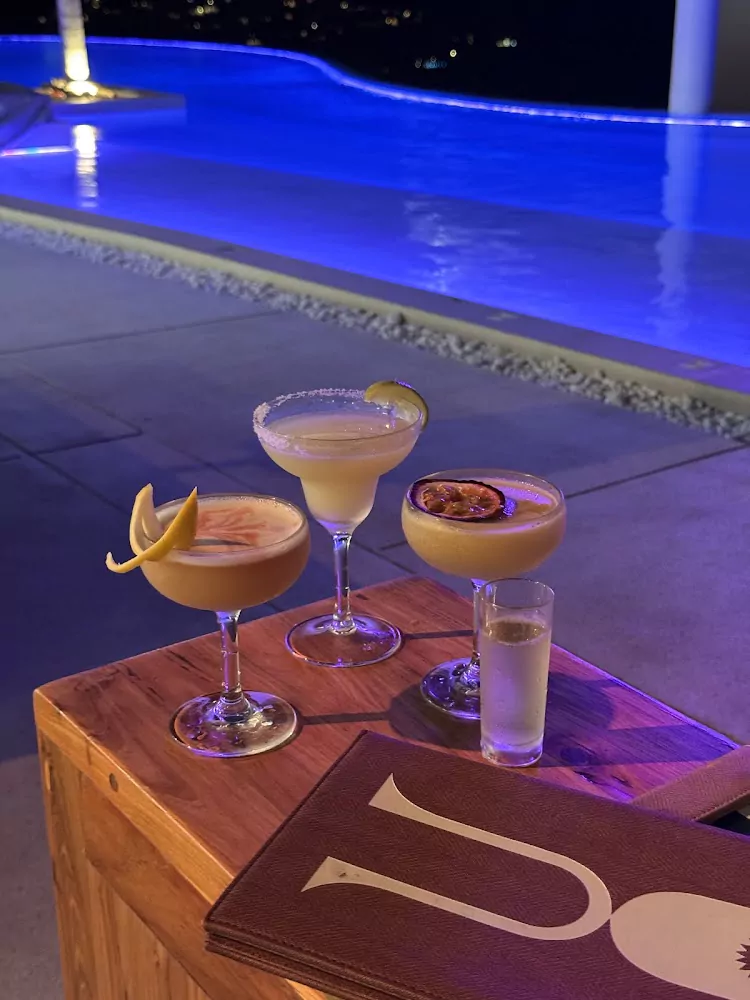 Fira Beach Club route