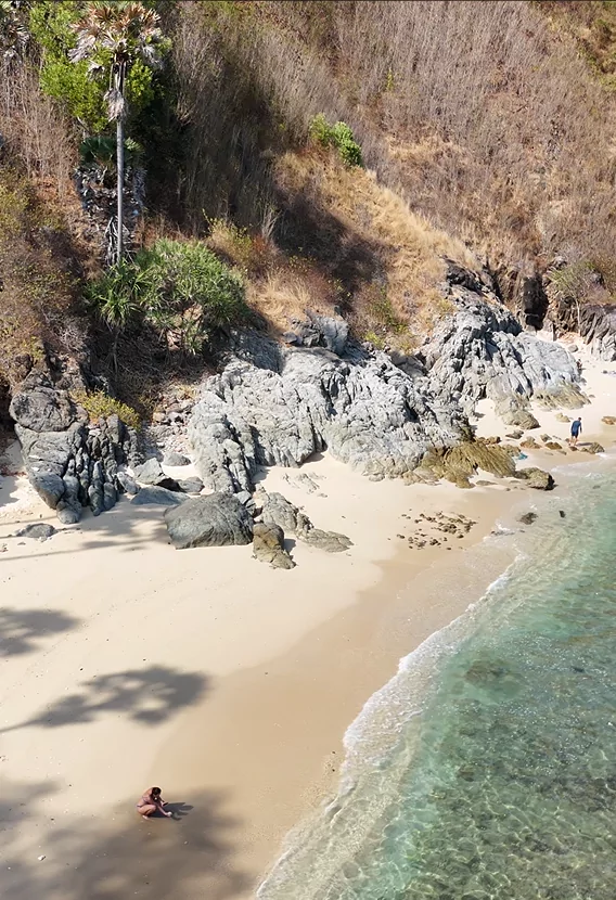 tT3DrXA1HADvdV_2Bibqv0lCih8B4h0L