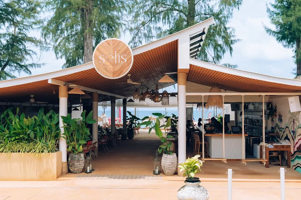Банг Тао, Solis Beach Club Phuket сходить