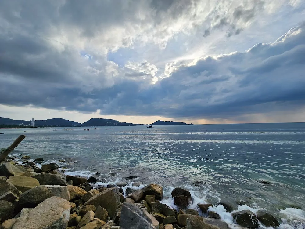 Patong, Kalim Beach location