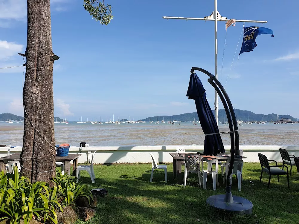 Chalong, Phuket Yacht Club explore