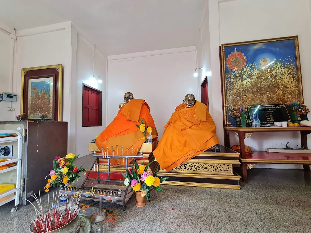Bang Tao, Wat Choeng Thale visit