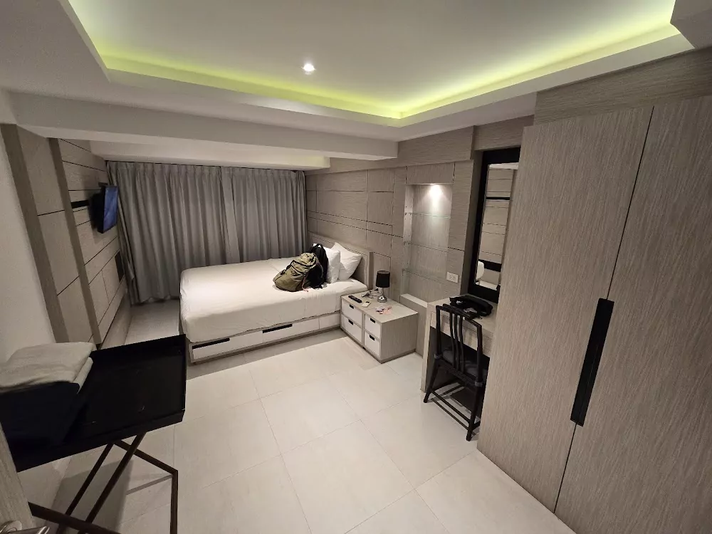 Patong, The Residence Kalim Bay find