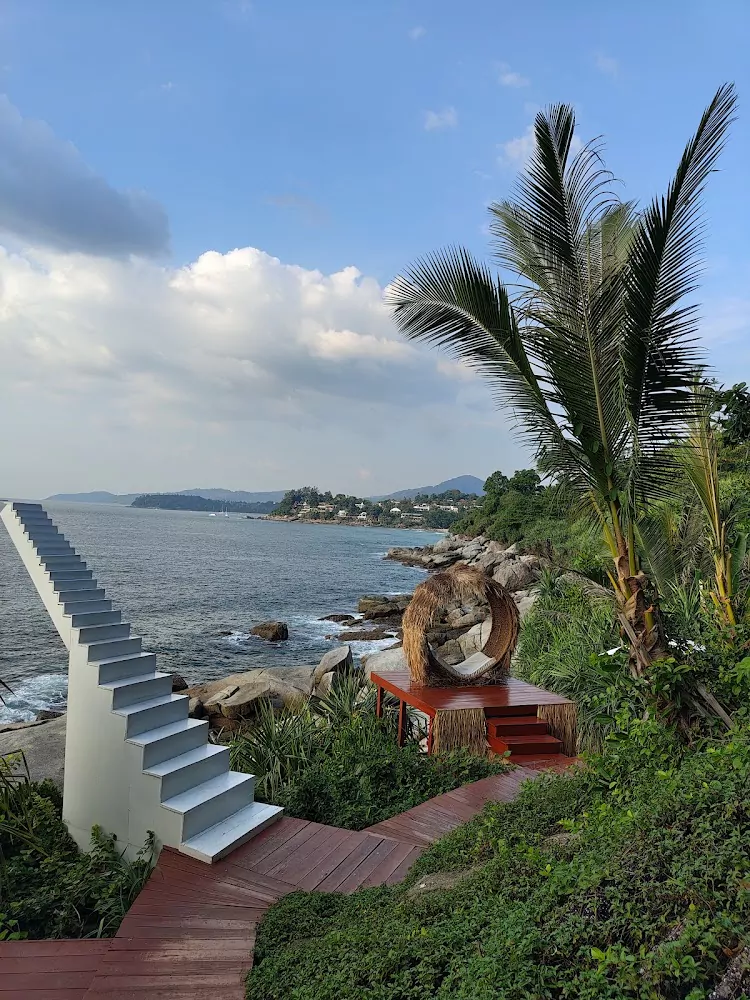 Kata, Rock Beach Swing photo